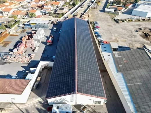 Repowering&#x20;de&#x20;centrale&#x20;photovolta&#x00EF;que&#x20;&#x00E0;&#x20;Pia