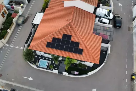 Ambiance Énergie Installe une Centrale Photovoltaïque de 3 kWc à Ortaffa : Autoconsommation et Revente du Surplus