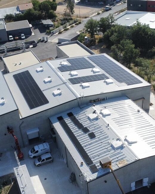 Installation&#x20;Photovolta&#x00EF;que&#x20;Hybride&#x20;R&#x00E9;ussie&#x20;pour&#x20;la&#x20;SARL&#x20;PHYTOTAGANTE&#x20;&#x21;