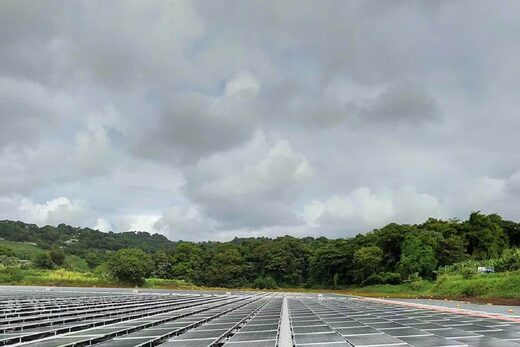 🌊☀️ Première centrale solaire flottante hybride aux Caraïbes : un jalon énergétique en Martinique